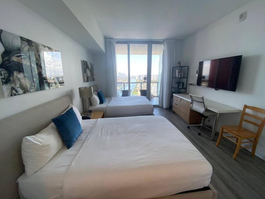 Studio 2Bed Beach Apmt With Amazing Views 30B Халландейл-Бич Экстерьер фото