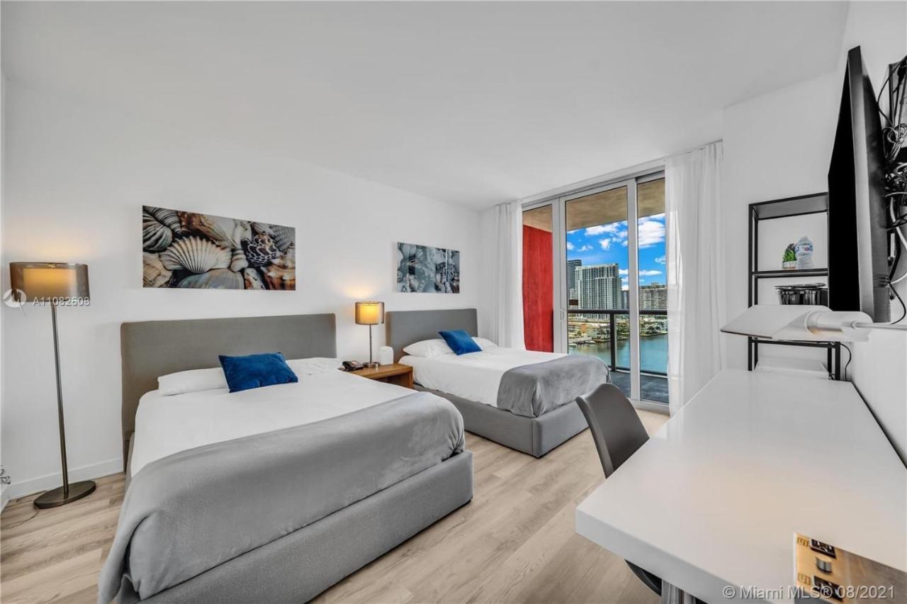 Studio 2Bed Beach Apmt With Amazing Views 30B Халландейл-Бич Экстерьер фото